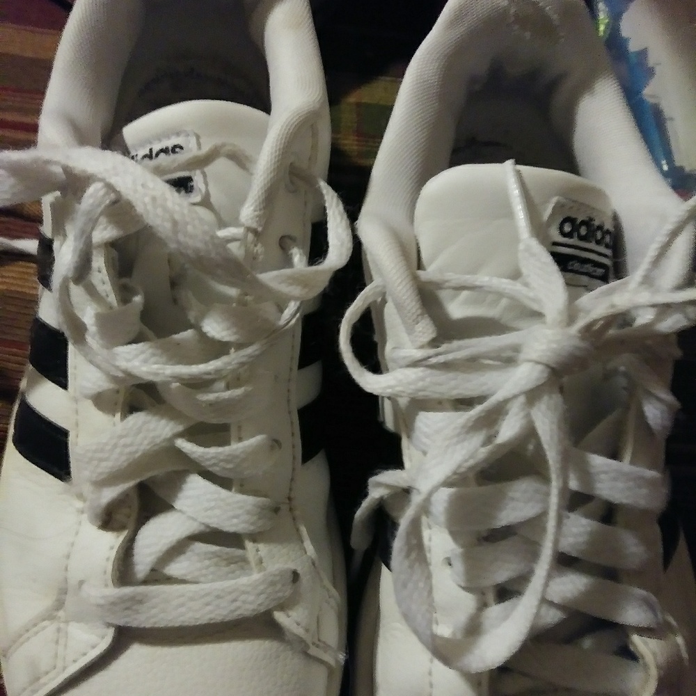 Adidas - Picture 2 of 6